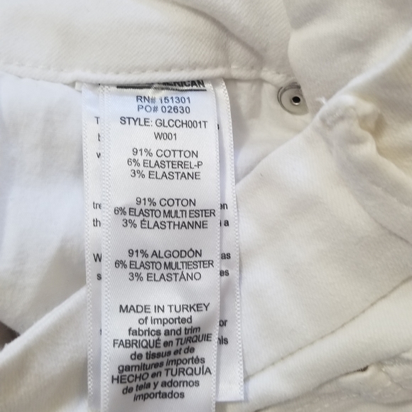 Good American Good Leg Crop High Rise White Cascade Hem Size 25 - Picture 15 of 16